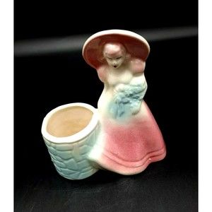 Vintage Shawnee Pottery Southern Belle Lady Wishing Well Planter